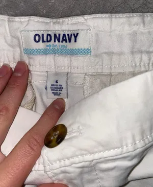 Old Navy White Shorts thumbnail 3