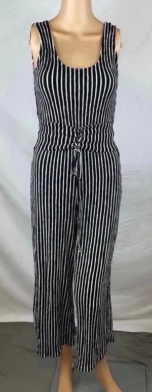 Jumpsuit Size M thumbnail 1