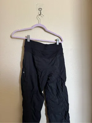 Lululemon lined mid rise studio‎ dance pant size 6 in black ruched leg thumbnail 8