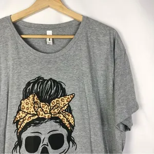 Boutique Gray‎ Skull Messy Bun Leopard Headband Crewneck T-Shirt XL thumbnail 3