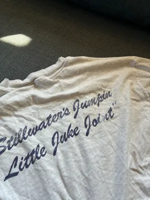 Eskimo Joes Stillwater OK vintage 90's shirt size medium / large men's tag was cut off Boxy fit! Hanes Beefy tee thumbnail 4