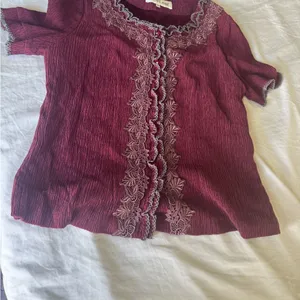 Elegant Burgundy Lace Trim Top thumbnail 5