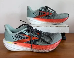 Brooks Hyperion Max Womens Running Shoes Blue Surf Cherry Tomato 1203771B426 5.5 thumbnail 1