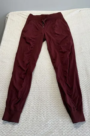Lululemon Dance Studio Jogger burgundy Pinstripe Swift Pants Womens 6 thumbnail 1