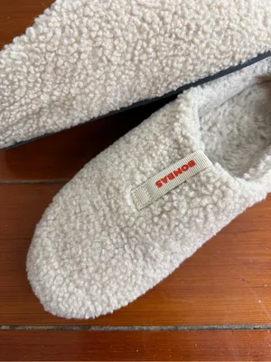 Bombas Women Sunday Faux Fur Cozy Slippers Sz 10 💛🍄 thumbnail 2