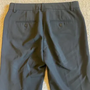 Express Black Editor Straight Leg Dress Pants 4R thumbnail 8