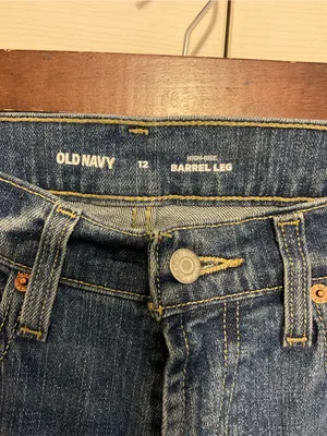 Old Navy Mid-Rise Cropped Blue‎ Barrel Leg Jeans thumbnail 4