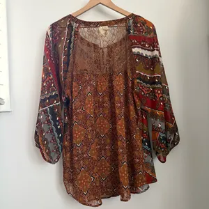 Fig & Flower 2X Tie Front Blouse Paisley Peasant Gypsy Boho Puff Sleeve Relaxed thumbnail 2