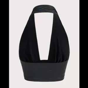 Crocodile Embossed Backless PU Halter Top Size Lg NWT Black thumbnail 2