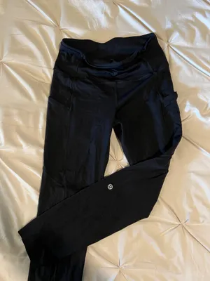 Lululemon Leggings 25" Mid-Rise Black Tight pockets thumbnail 1