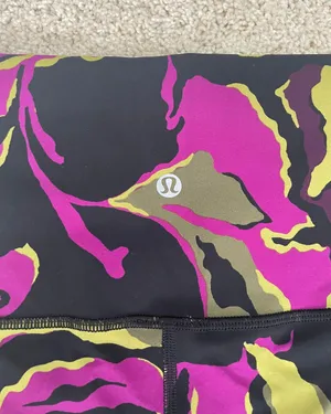 Lulu lemon Leggings thumbnail 4