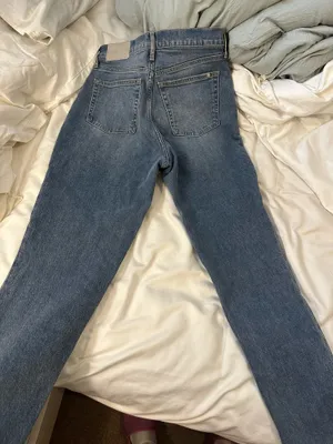 Everlane Cheeky Straight Jean thumbnail 3