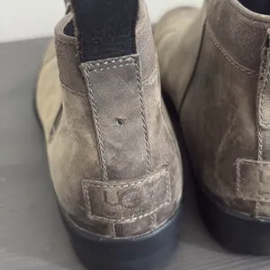 Ugg Attell Black Waterproof Leather Bootie‎ Side Zip Wool Lining Size 7.5 thumbnail 5