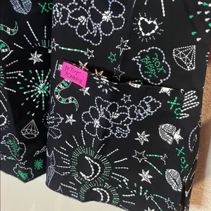 New Betsey Johnson Scrubs Top Medical Dental Fate and Fortune Canola Size XS NWT thumbnail 3