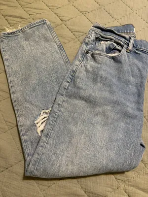 Abercrombie and Fitch Ultra High Rise 90s Straight Jean Size 10 thumbnail 3