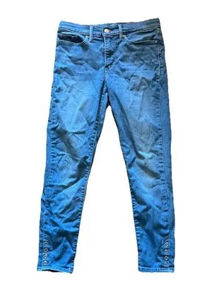 Levi's Women's 311 Shaping Skinny Jean Size 28 With Metal Detail thumbnail 1