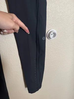 Lululemon Swift Speed High Rise Tight 28" Legging Luxtreme Pockets Black Size 6 thumbnail 9