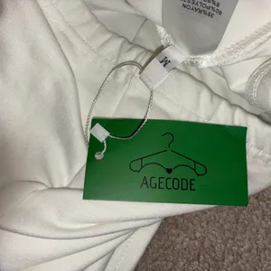 Agecode White Skirt Womens Size Medium NWT thumbnail 2