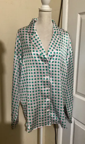 Princess Polly Pink Green Diamond Print Satin Button Down Shirt US 6 NEW thumbnail 1