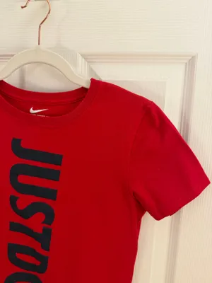 Nike Red The Nike Tee Athletic Cut Graphic T-shirt Small thumbnail 4