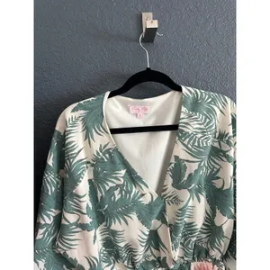 Pink Lily Tropical Palm Leaf Print Romper Green White V-Neck Kimono Sleeve S GUC thumbnail 2