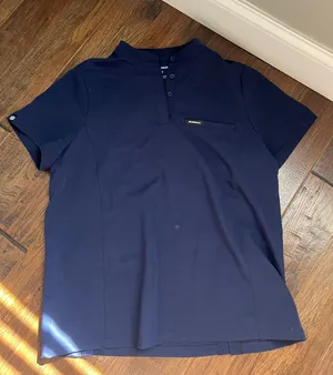 Scrub top thumbnail 1