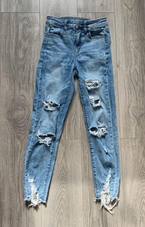 American Eagle Super High Rise Crop Jegging thumbnail 1