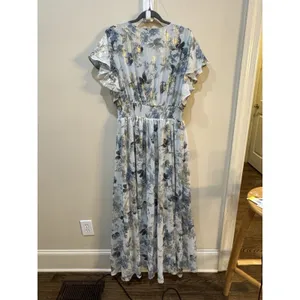 Baltic Born Lynlee Metallic Maxi Dress in Dusty blue Size 1XL Floral Gold thumbnail 3