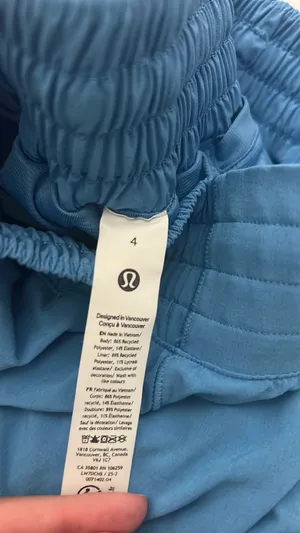 Lululemon Hotty Hot 4" High-Rise Shorts thumbnail 3