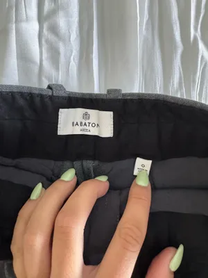 Aritzia Babaton Shorts thumbnail 3