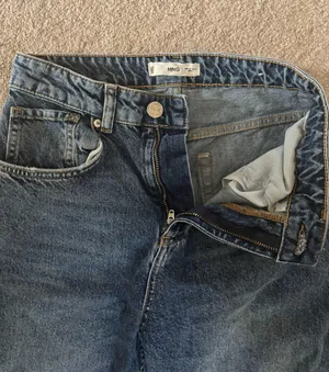 Barrel Leg Jeans thumbnail 2
