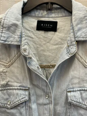 Coastal Cowgirl S Small Risen jeans Light Blue Denim Button-Down Shirt Barn thumbnail 4