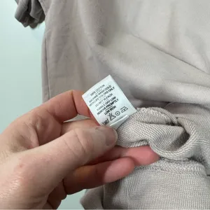 American Giant Everyday‎ Short Sleeve Sweatshirt Women's Size xs taupe color thumbnail 5