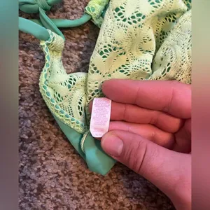 Victoria’s Secret neon green bikini thumbnail 3