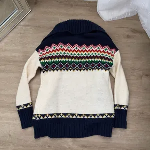 American Eagle Blue and White Holiday Cardigan thumbnail 10