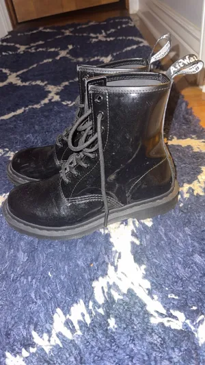 Dr. Martens Boots thumbnail 4