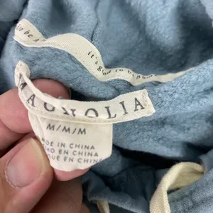 Magnolia Hoodie Womens Medium Blue Pullover Fleece Hooded Relaxed‎ Embroidered thumbnail 3