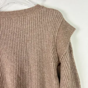 NWT Ruffle Shoulder Crewneck Sweater Oatmeal Size Small S NEW thumbnail 10