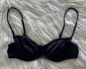 Pink by Frankie’s Bikinis Buttercup Bikini Top Black Shine Size Small thumbnail 1