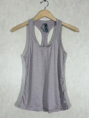 Vuori Women’s Lux Racerback Performance Tank Top in Pink XS thumbnail 2
