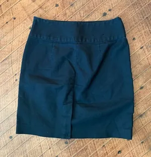 Banana Republic business casual black size 2 dark academia pencil skirt thumbnail 1