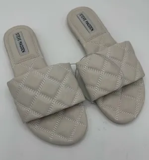 Steve Madden Perrie Quilted Slide Sandal In Bone white size 6 bridal honeymoon thumbnail 1