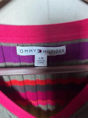 Vintage 2004 Tommy Hilfiger Striped Ribbed V-Neck Sweater Top Y2K Large thumbnail 3