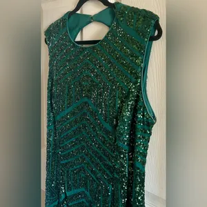 Jovani Hunter Green Sequin Open-Back Holiday Dress w/Small Train Sz 22 thumbnail 10