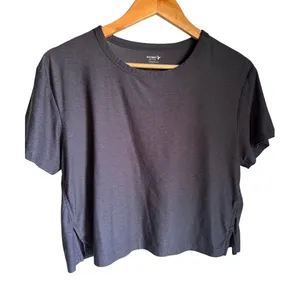 Old Navy Active CloudMotion Go-Dry Crop Tee Small Performance Charcoal Grey thumbnail 1