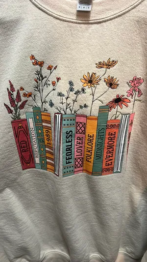 Taylor Swift Crewneck thumbnail 3