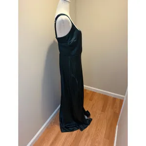 Show Me Your MuMu Lana Maxi Dress Deep Emerald Luxe Satin size Large thumbnail 5