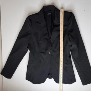 Tahari Black Pinstripe Suit Jacket Blazer Small Business Office Career Classic‎ thumbnail 9