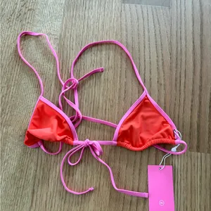 Amanda uprichard bikini top thumbnail 1