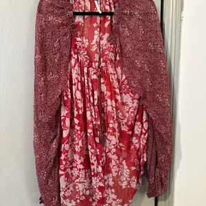 Floral Red Women's Top Free People Hendrix Large Boho Indie Soft Blouse thumbnail 2